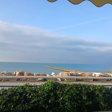 Apartment Solarmia солармия Balchik